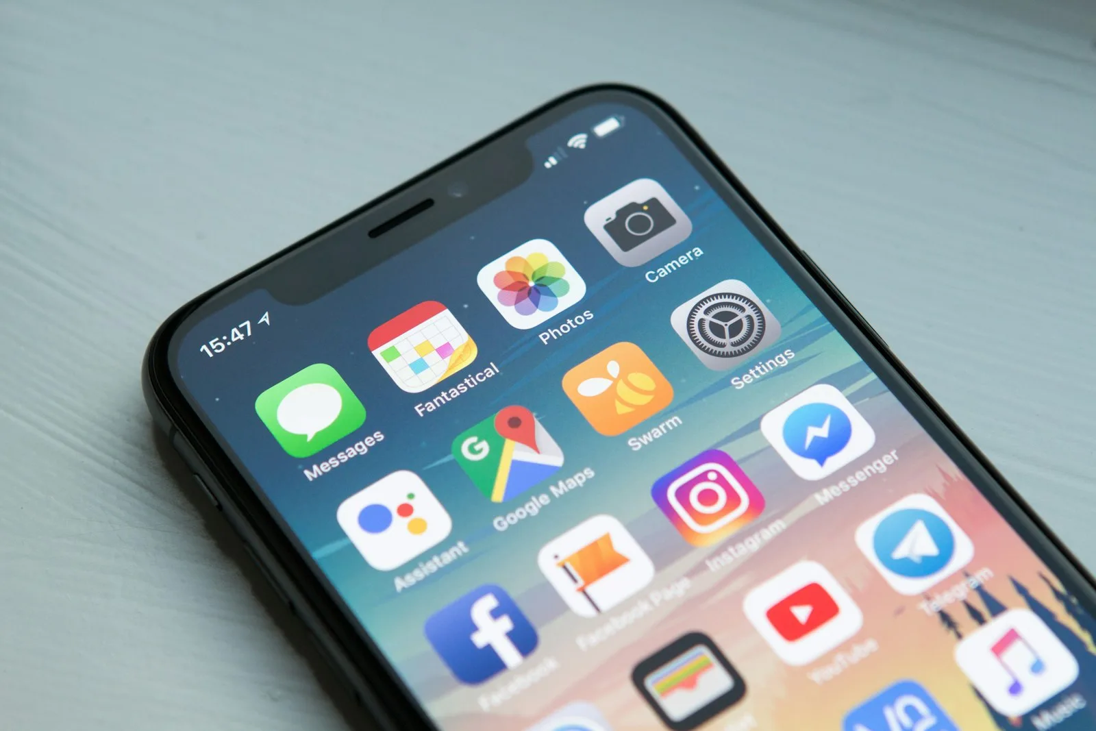 Building Mobile Apps That Users Actually Keep on Their Phones